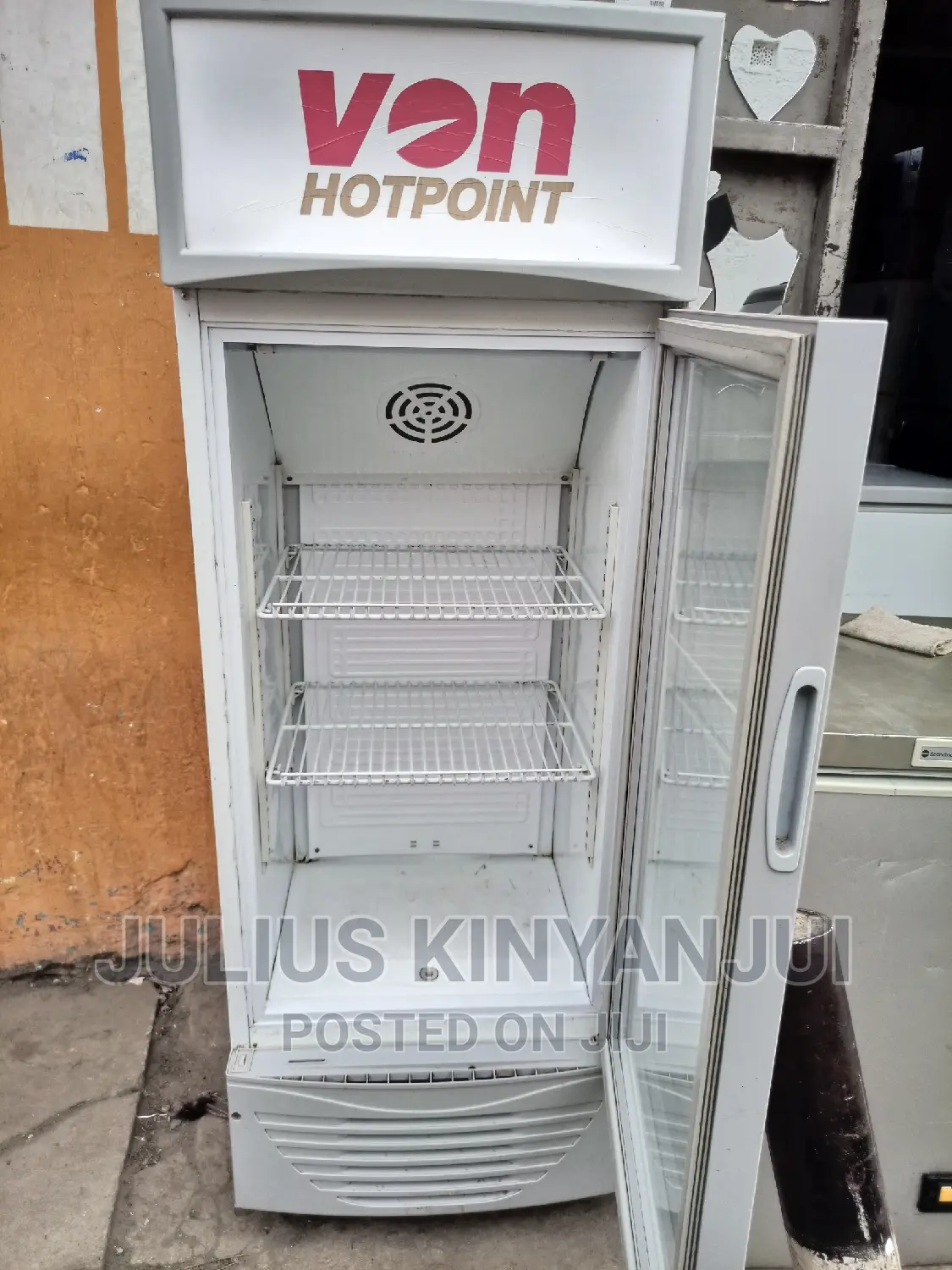 Display Fridge Hotpoint