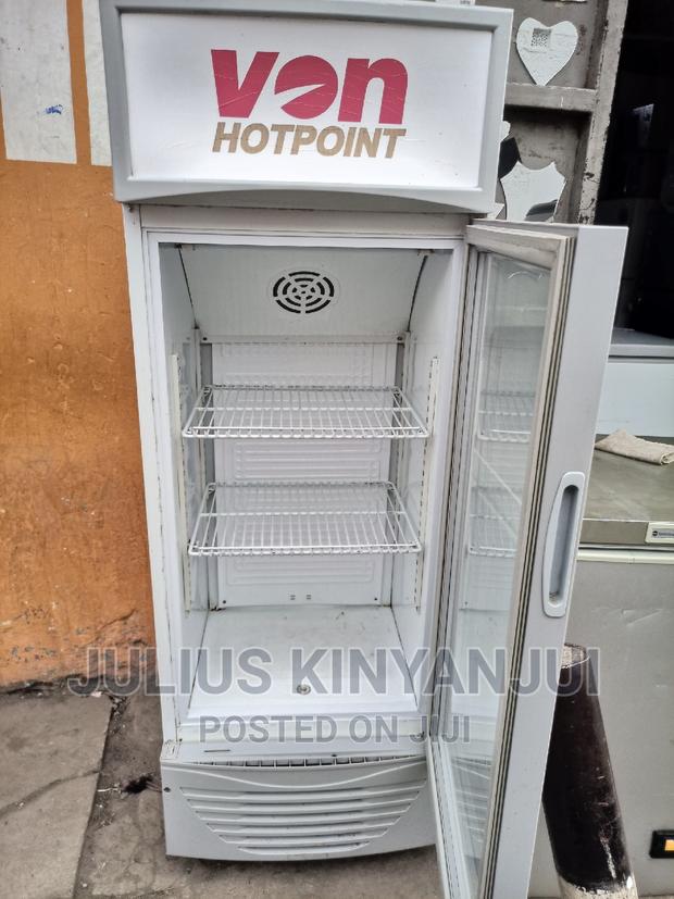 Display Fridge Hotpoint