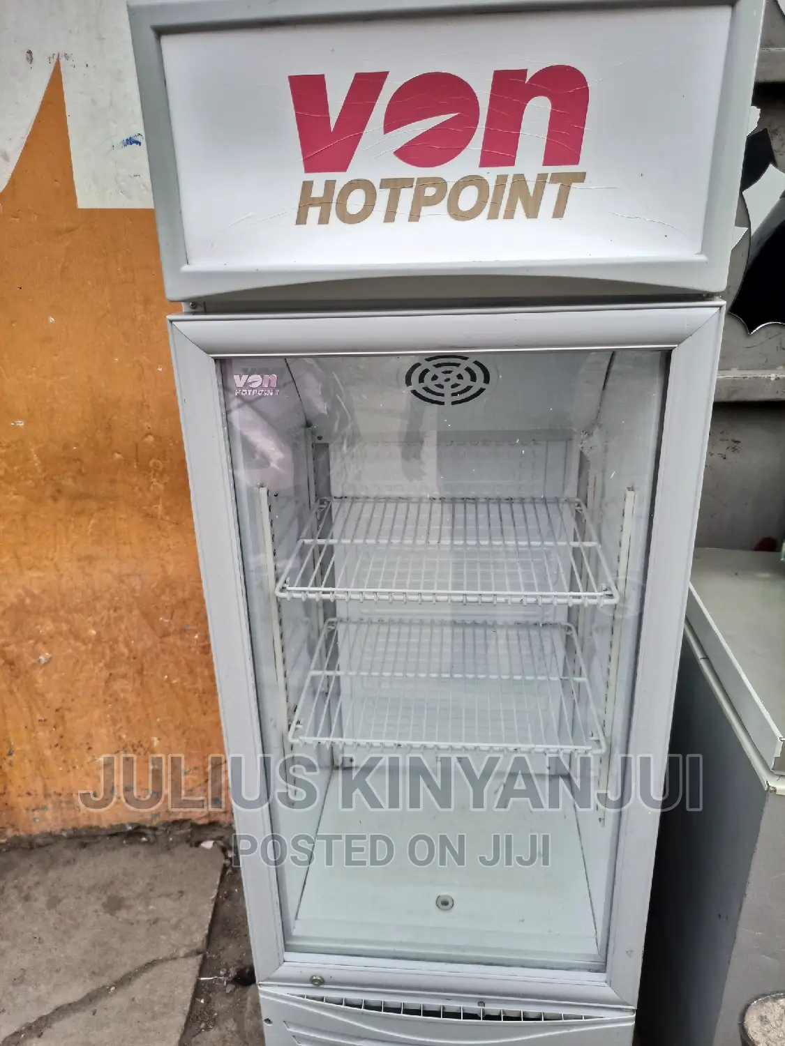 Display Fridge Hotpoint