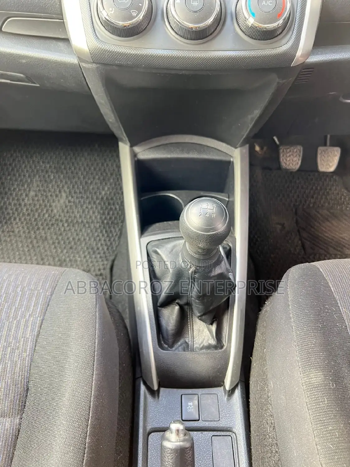 Toyota Corolla Fielder 2018 Red