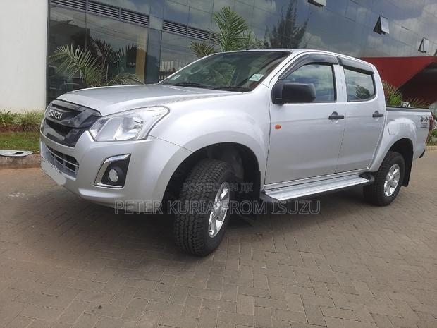 Euro 4 Isuzu Dmax 4×4 Double Cabin - thumbnail 3