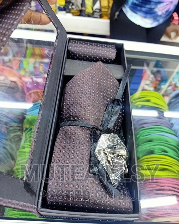 Coffee Brawn Polycadot Executive Tie Sets. - thumbnail 4