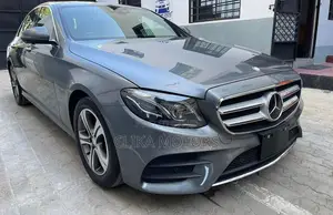 Mercedes-Benz E200 2016 Gray