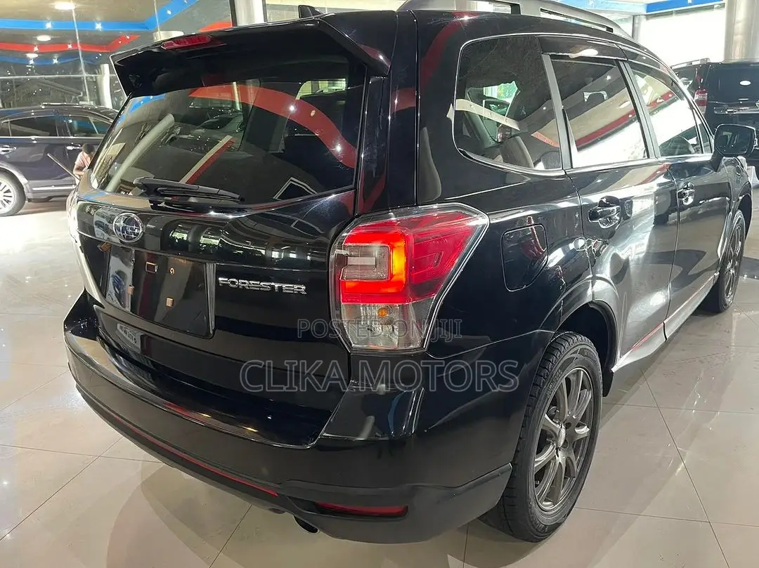 Subaru Forester 2017 Black