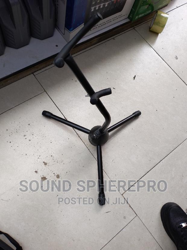 Saxaphone Stand - main view