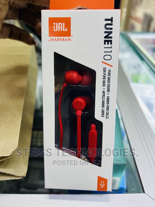 JBL Wired Tune 110 Headsets.