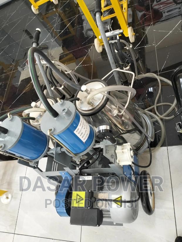 Two Cow Milking Machine - thumbnail 3