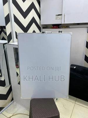 Whiteboard 60cm by 80cm - thumbnail 2