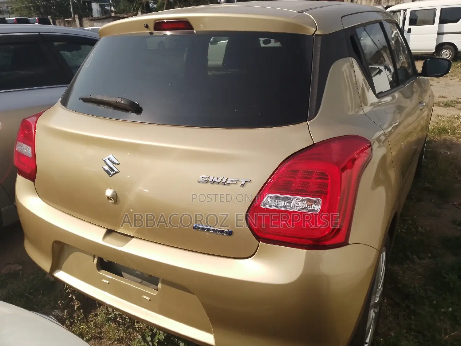Suzuki Swift 2016 Gold