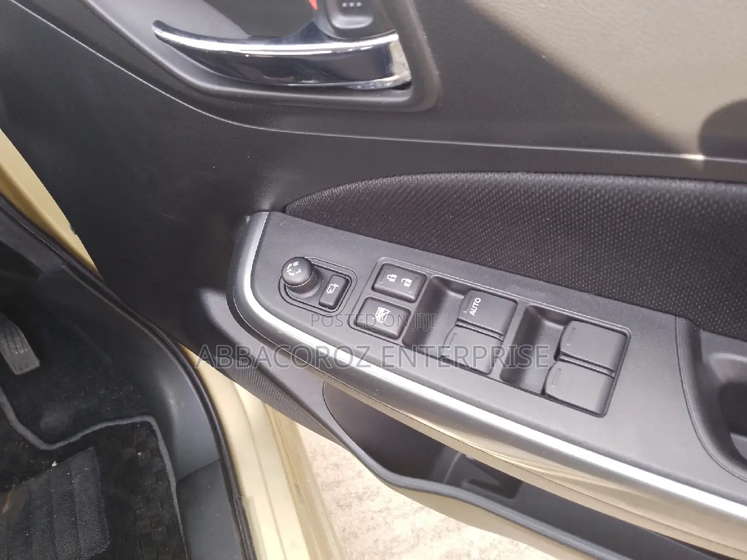 Suzuki Swift 2016 Gold