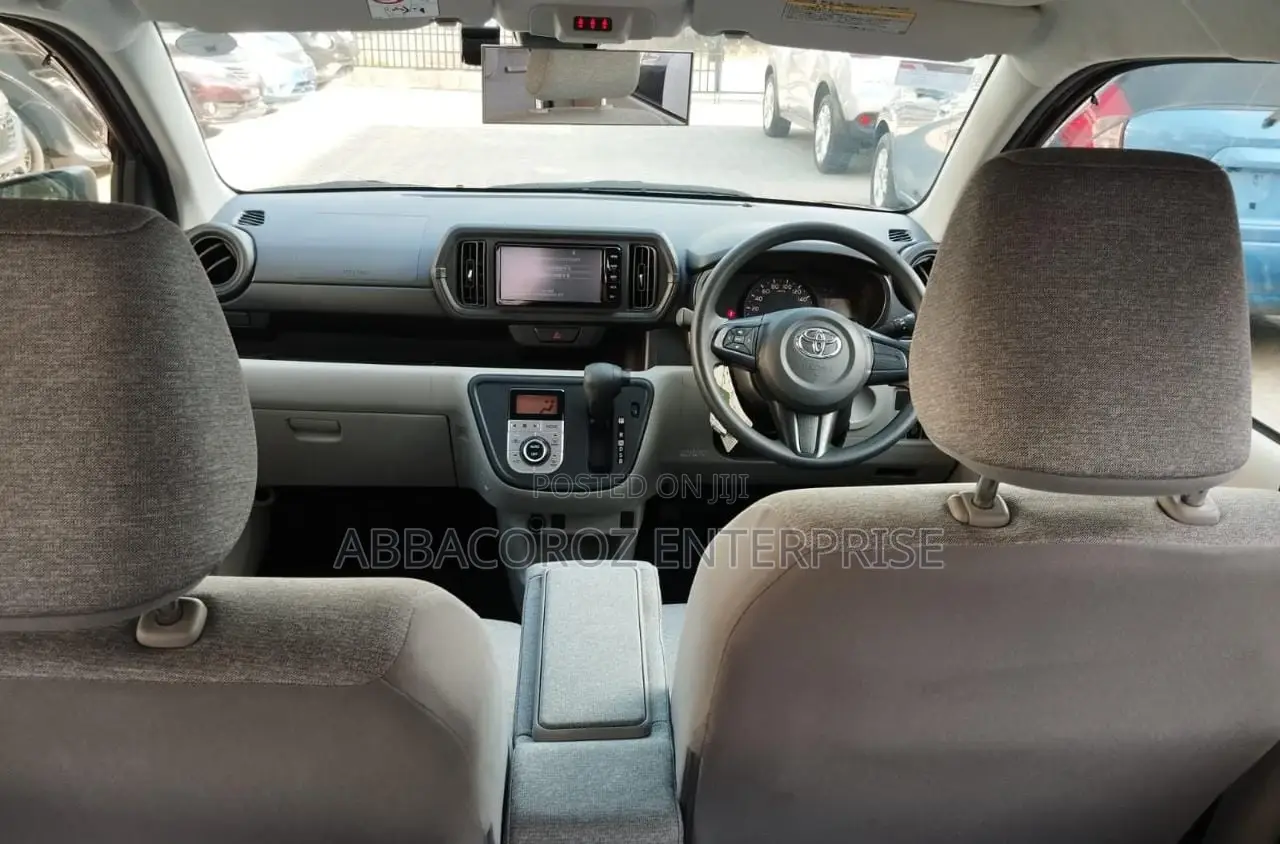 Toyota Passo 2017 Red