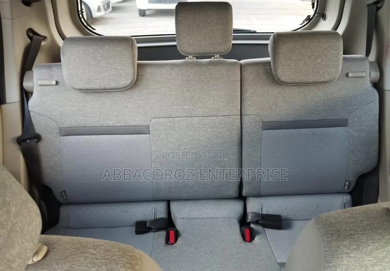 Toyota Passo 2017 Red