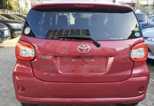 Toyota Passo 2017 Red