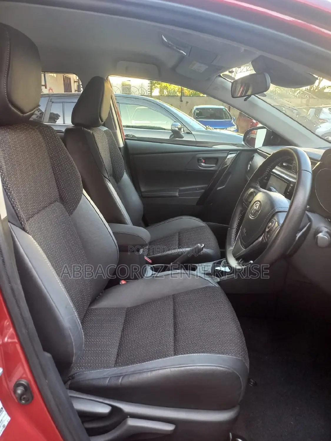 Toyota Auris 2016 Red