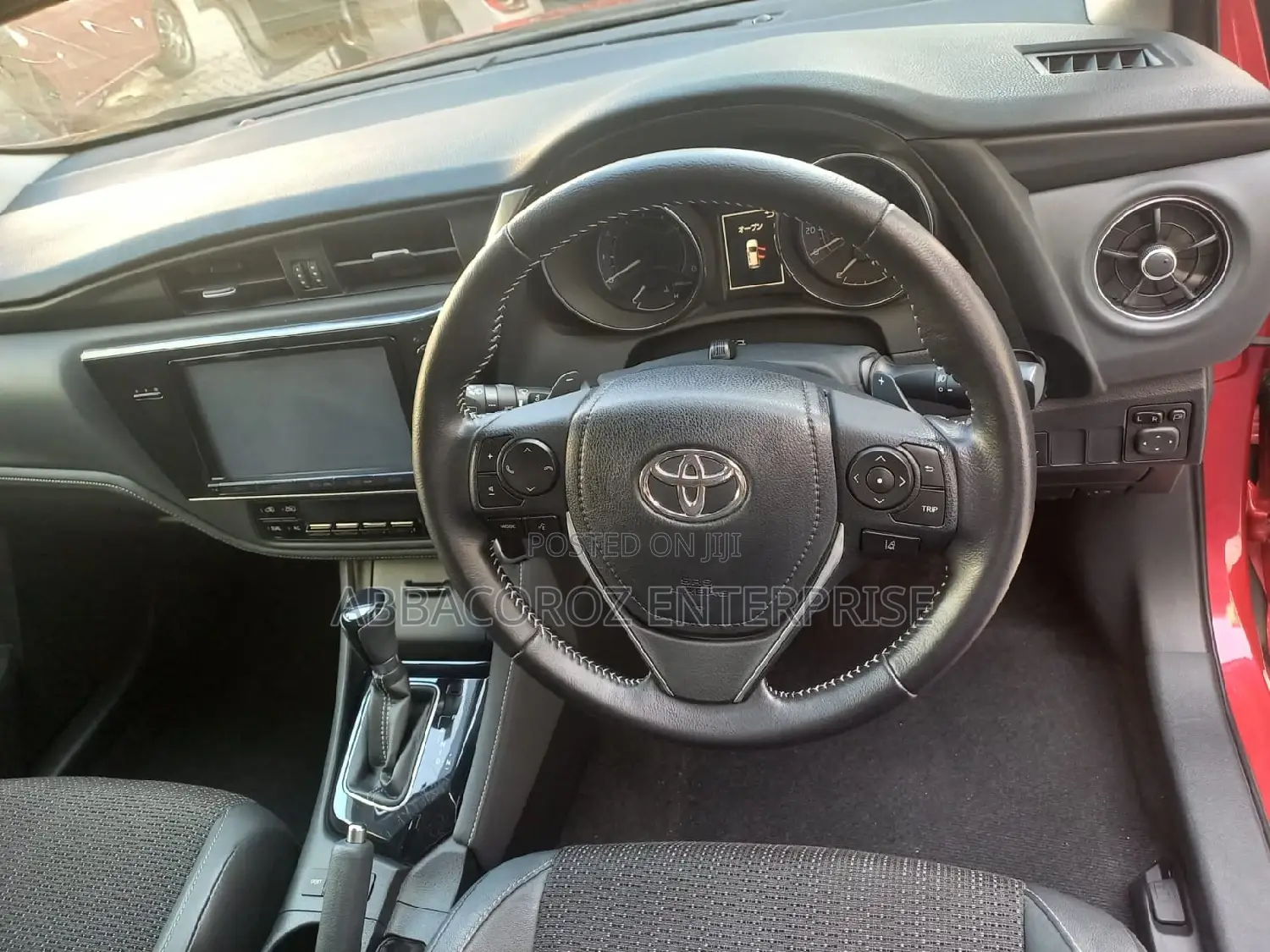 Toyota Auris 2016 Red