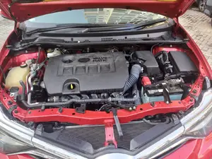 Toyota Auris 2016 Red