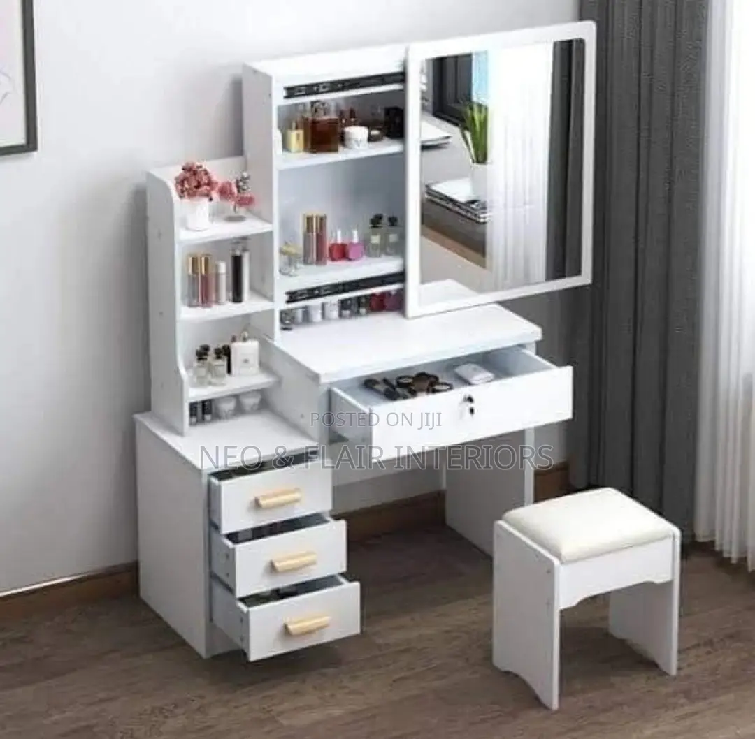 Dressing Table With Sliding Mirror