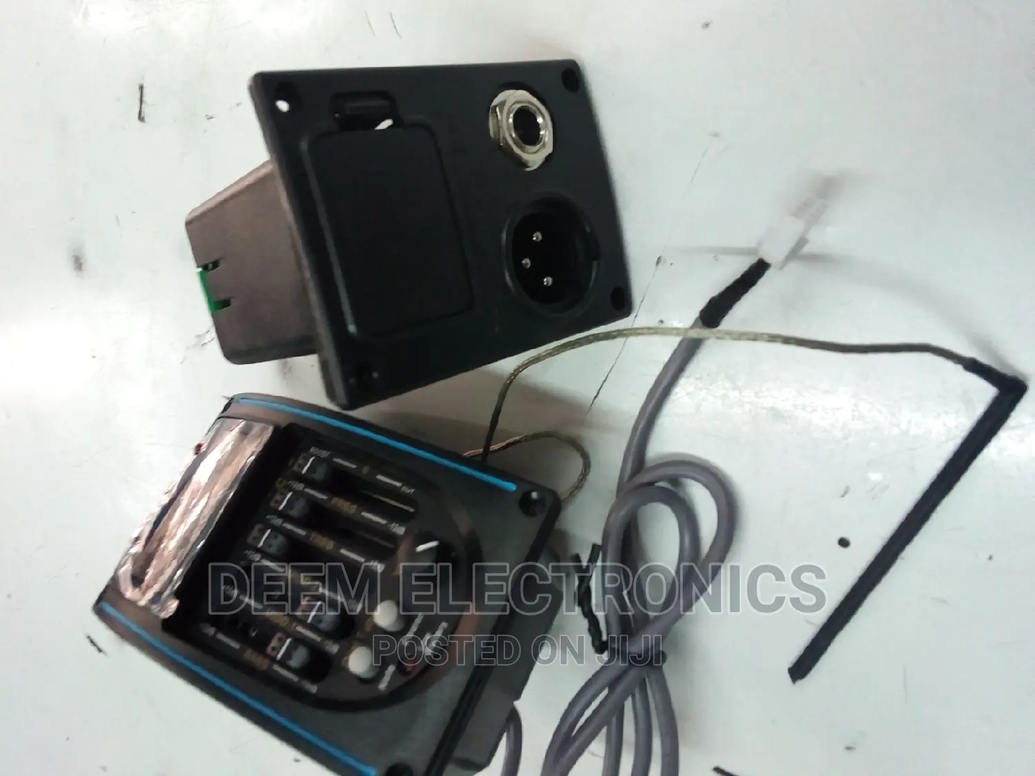Acoustic Guitar Pickup/Tuner 5band EQ