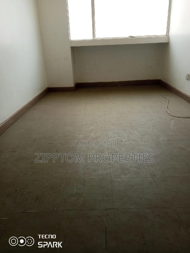 Office Space - thumbnail 4