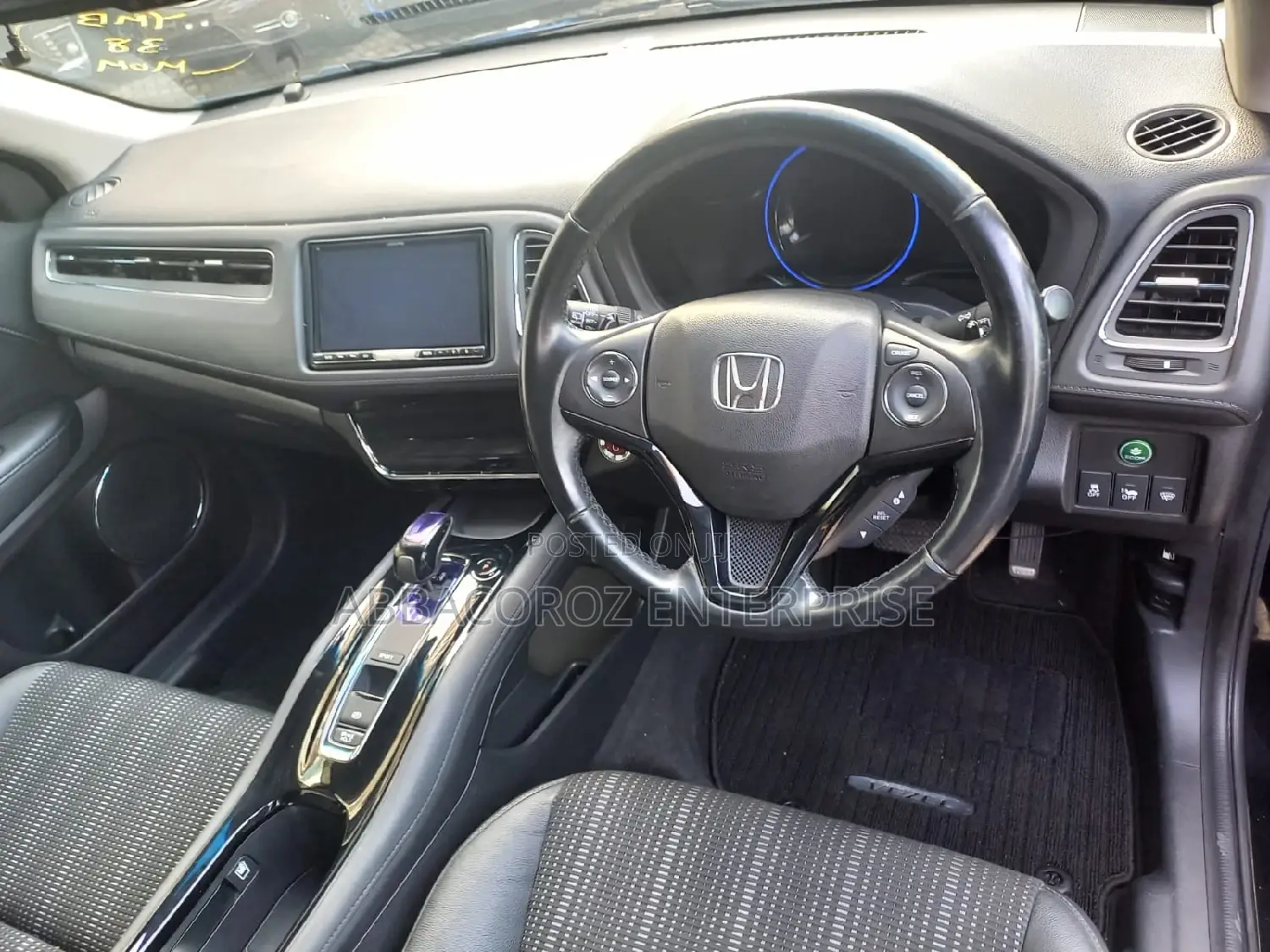 Honda Vezel 2016 Black