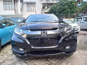 Honda Vezel 2016 Black