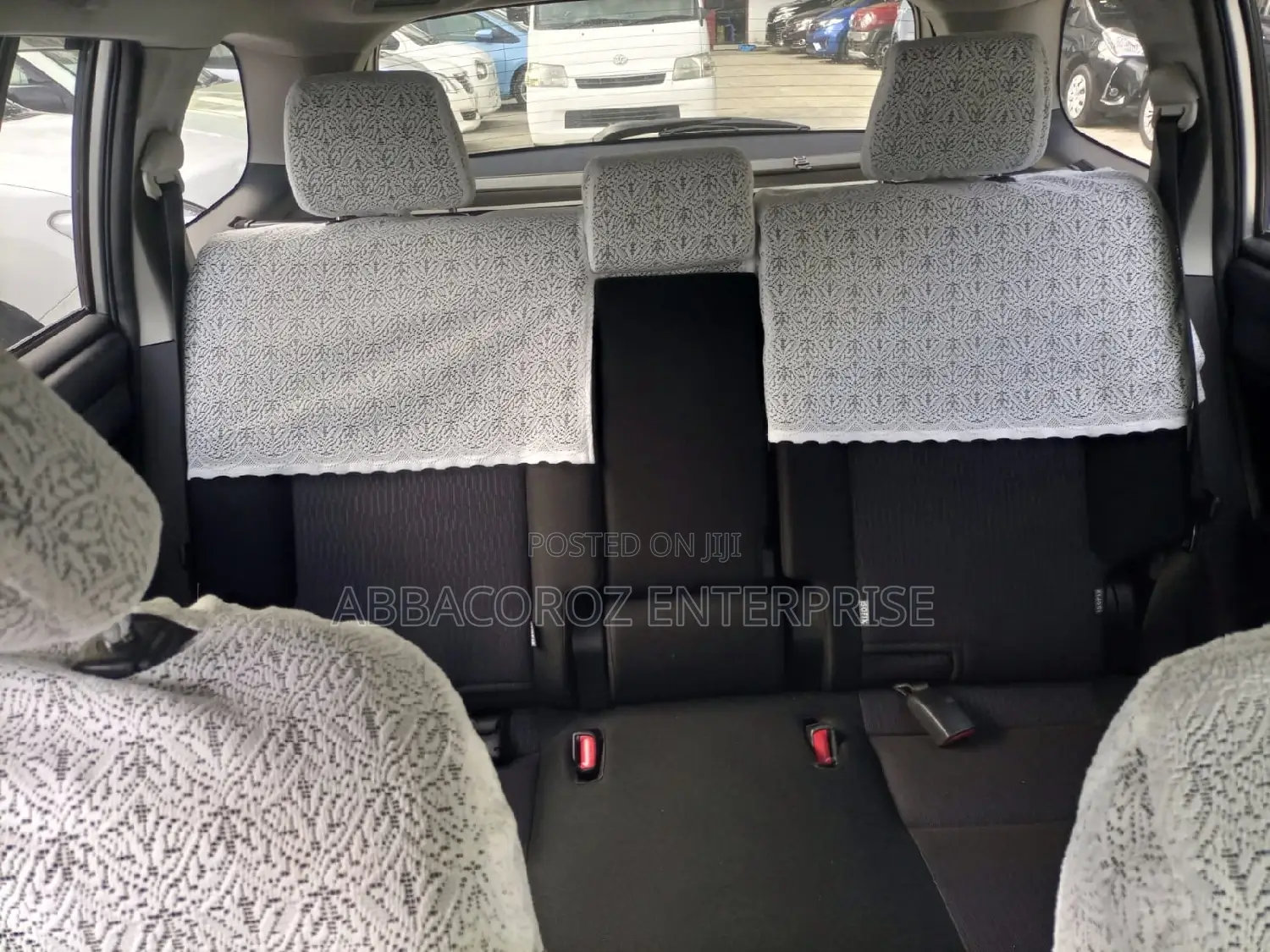 Toyota Corolla Fielder 2017 Silver