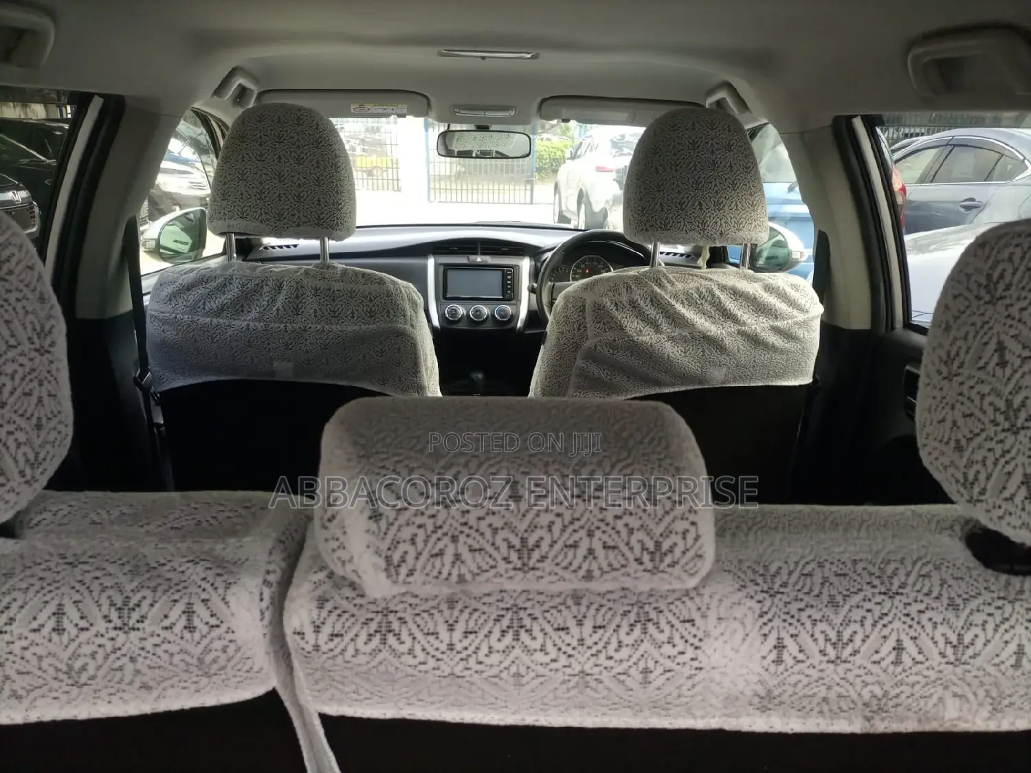 Toyota Corolla Fielder 2017 Silver