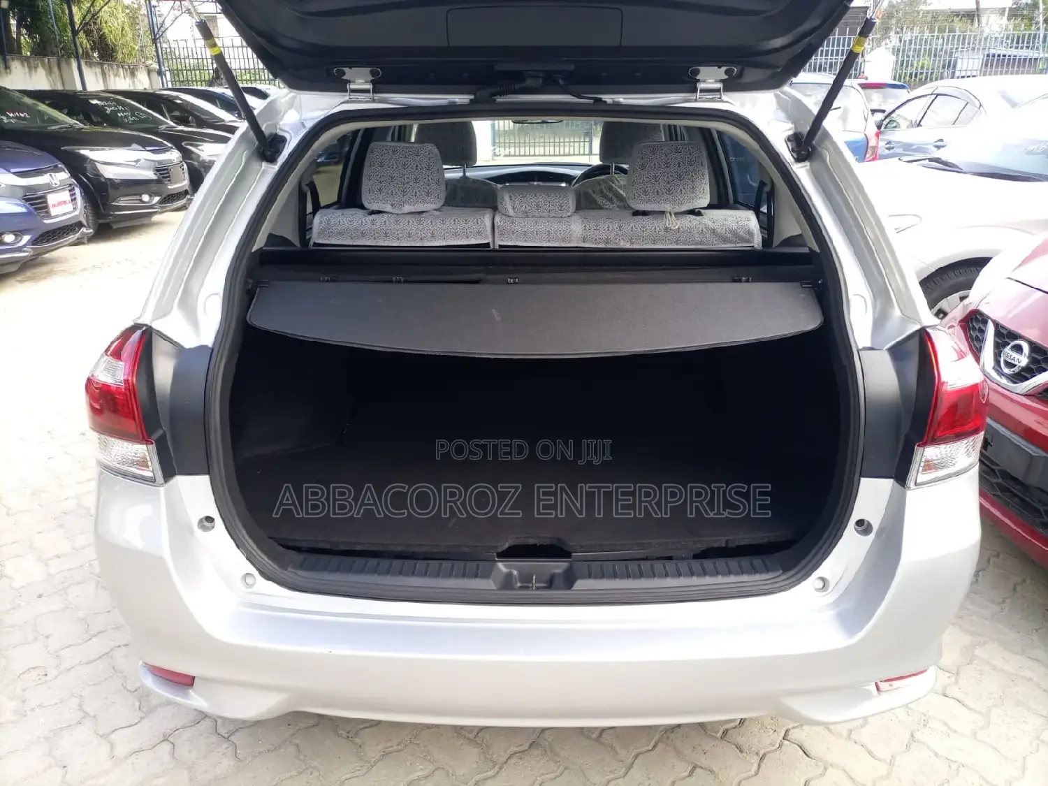 Toyota Corolla Fielder 2017 Silver