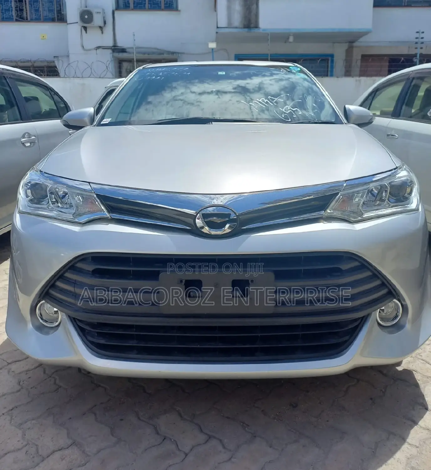 Toyota Corolla Fielder 2017 Silver