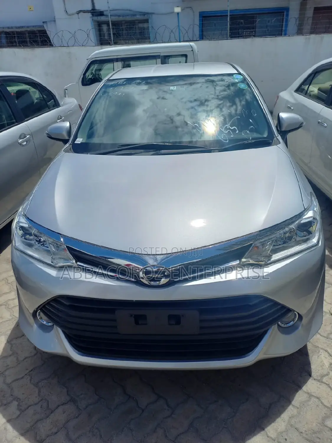 Toyota Corolla Fielder 2017 Silver