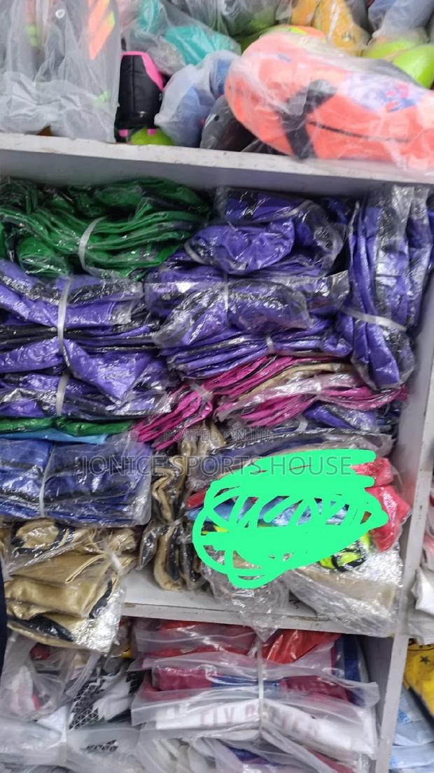 Netball Bibs - thumbnail 2