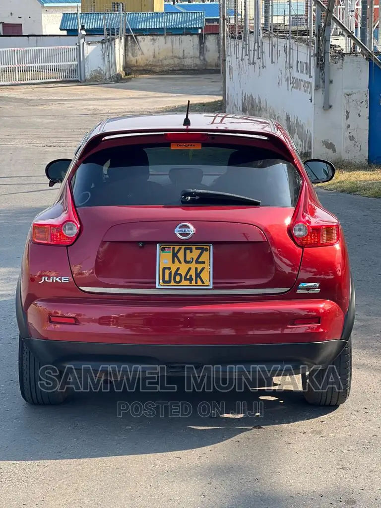 Nissan Juke SV 2013 Red