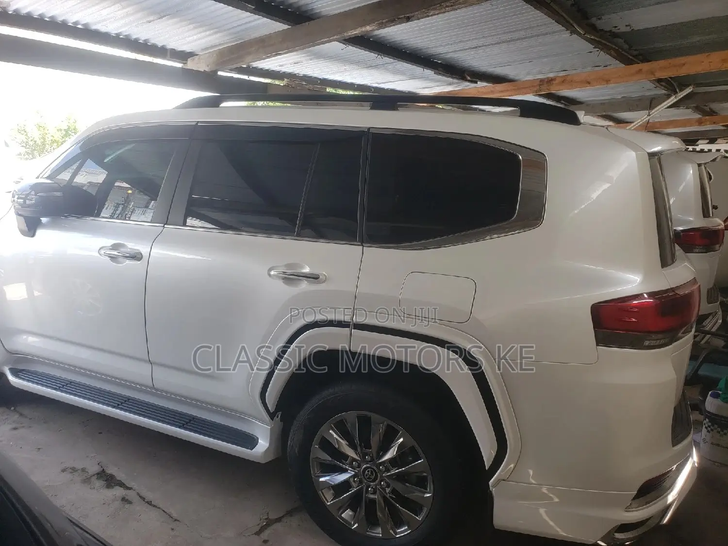 Toyota Land Cruiser 3.3 Diesel 4WD 2022 White