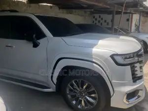 Toyota Land Cruiser 3.3 Diesel 4WD 2022 White