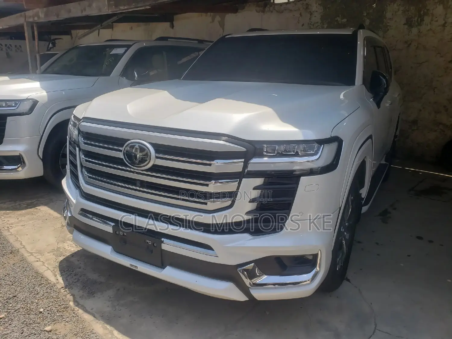 Toyota Land Cruiser 3.3 Diesel 4WD 2022 White