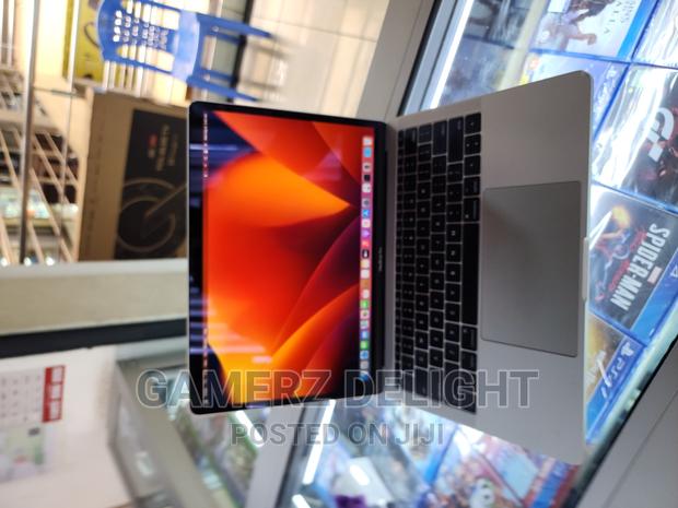 Laptop Apple MacBook Pro 2017 8GB Intel Core I5 SSD 256GB - thumbnail 2