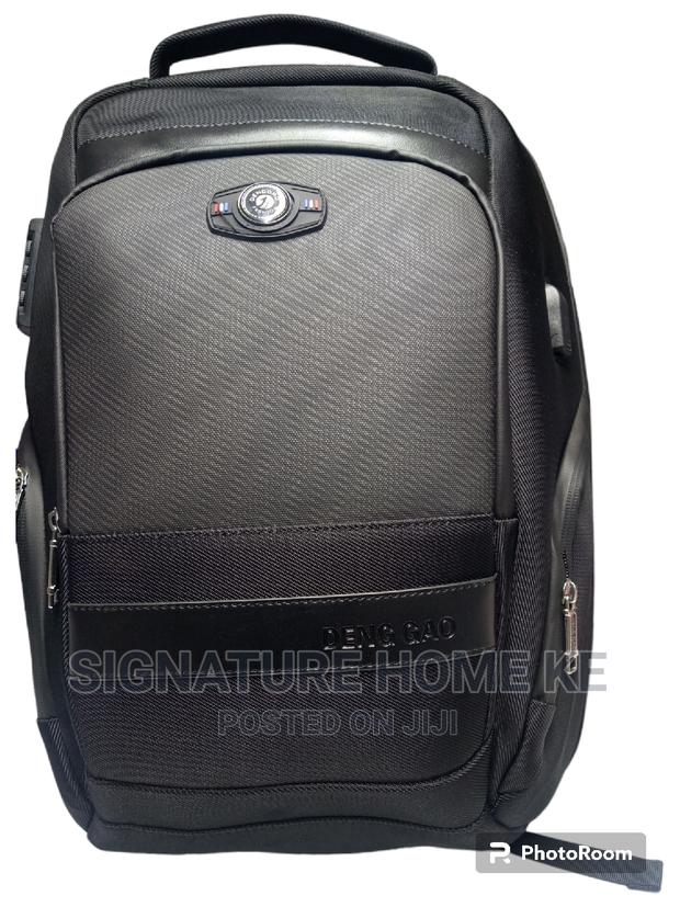Quality Laptop Backpacks -Black - main view