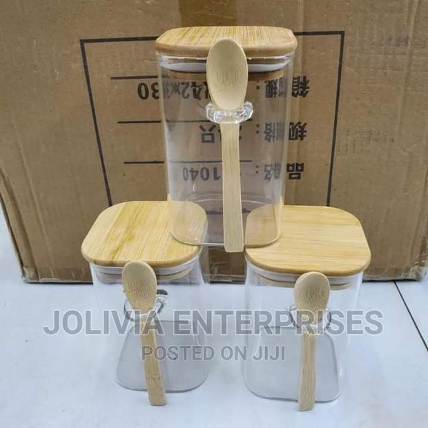 Glass Containers With Bamboo Lids Spoon
500ml
Per Piece