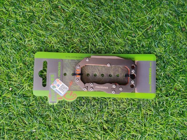 Munkees Mechanical Carabiner With Knife - main view