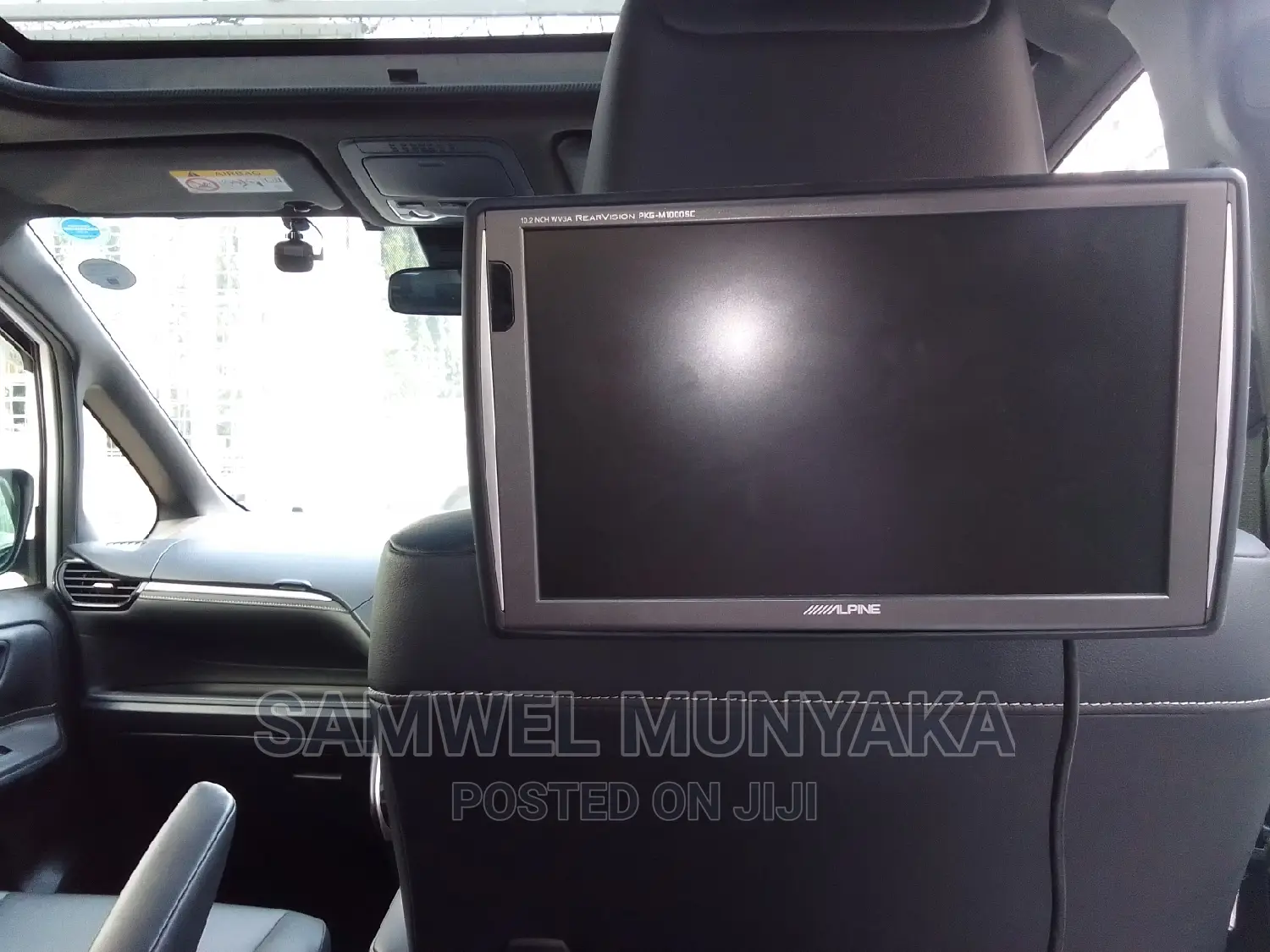 Toyota Esquire 2.0 AWD (8 seater) 2016 Pearl