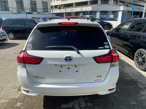 Toyota Corolla Fielder 2016 White