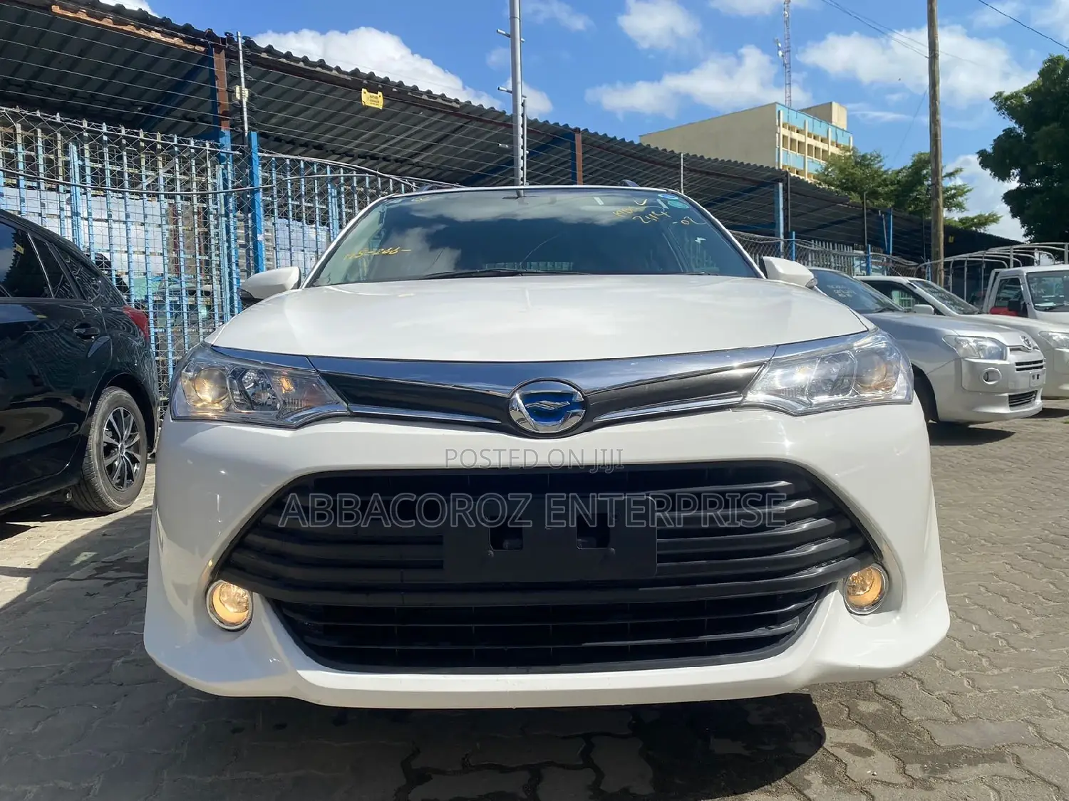 Toyota Corolla Fielder 2016 White