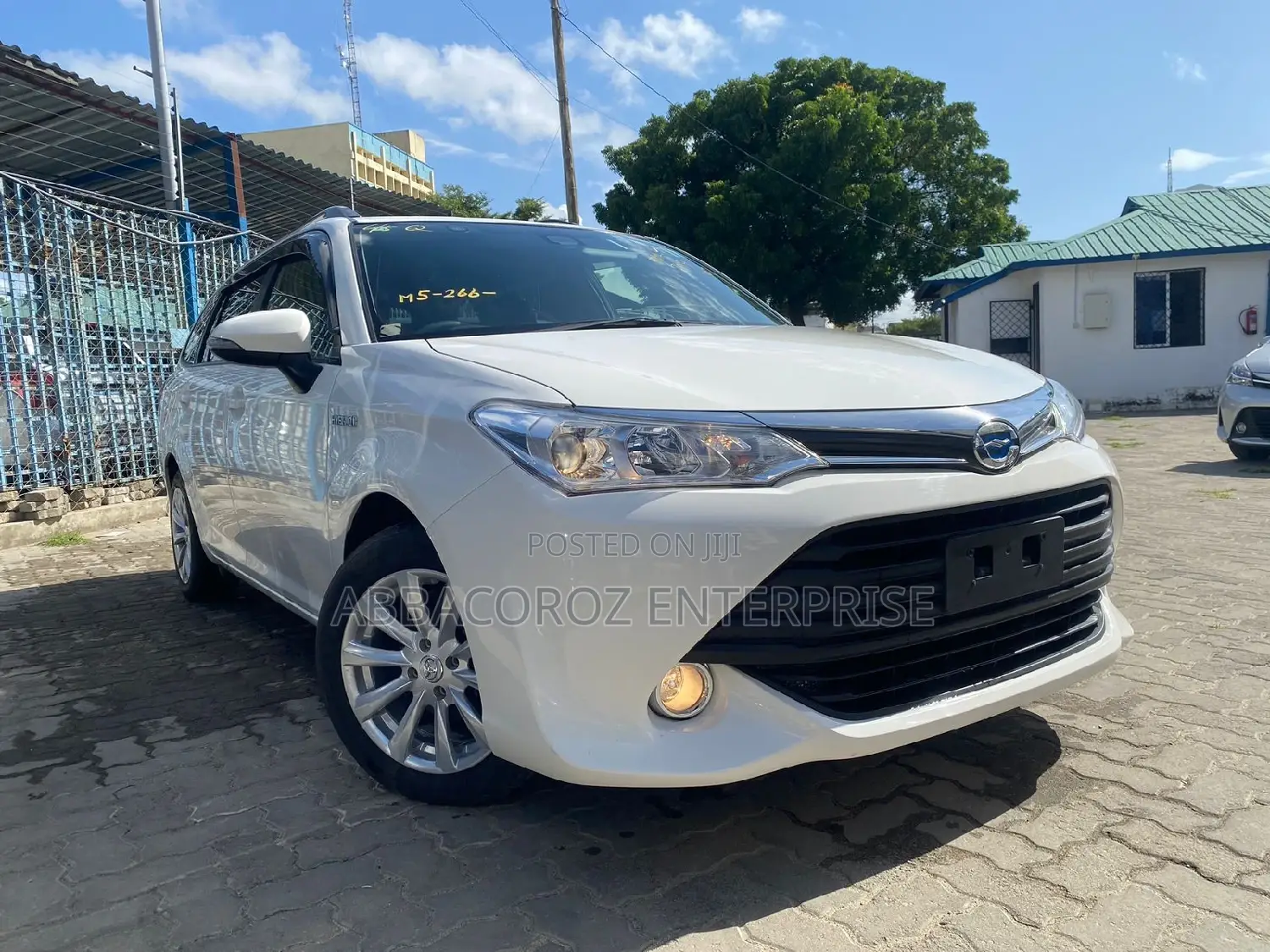 Toyota Corolla Fielder 2016 White