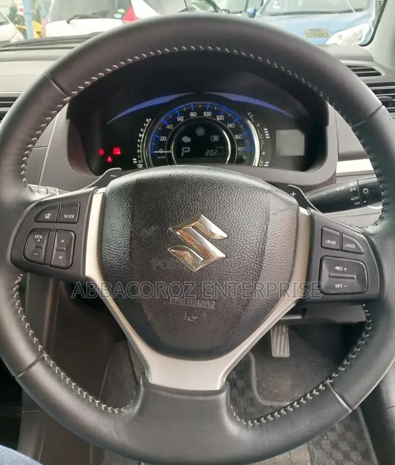 Suzuki Swift 2016 Silver
