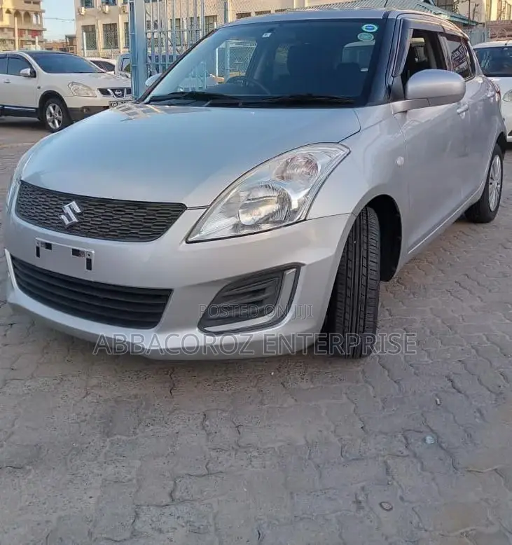 Suzuki Swift 2016 Silver