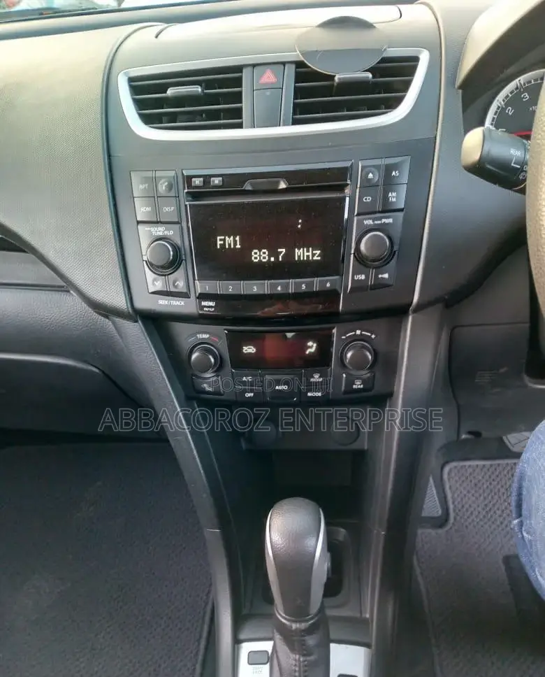 Suzuki Swift 2016 White