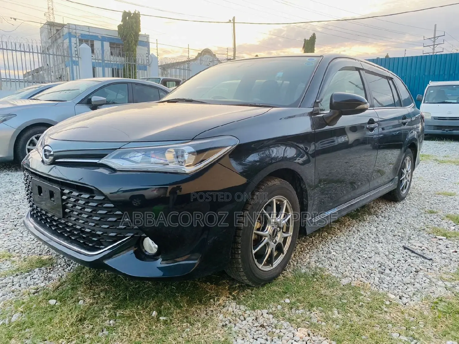 Toyota Corolla Fielder 2017 Black