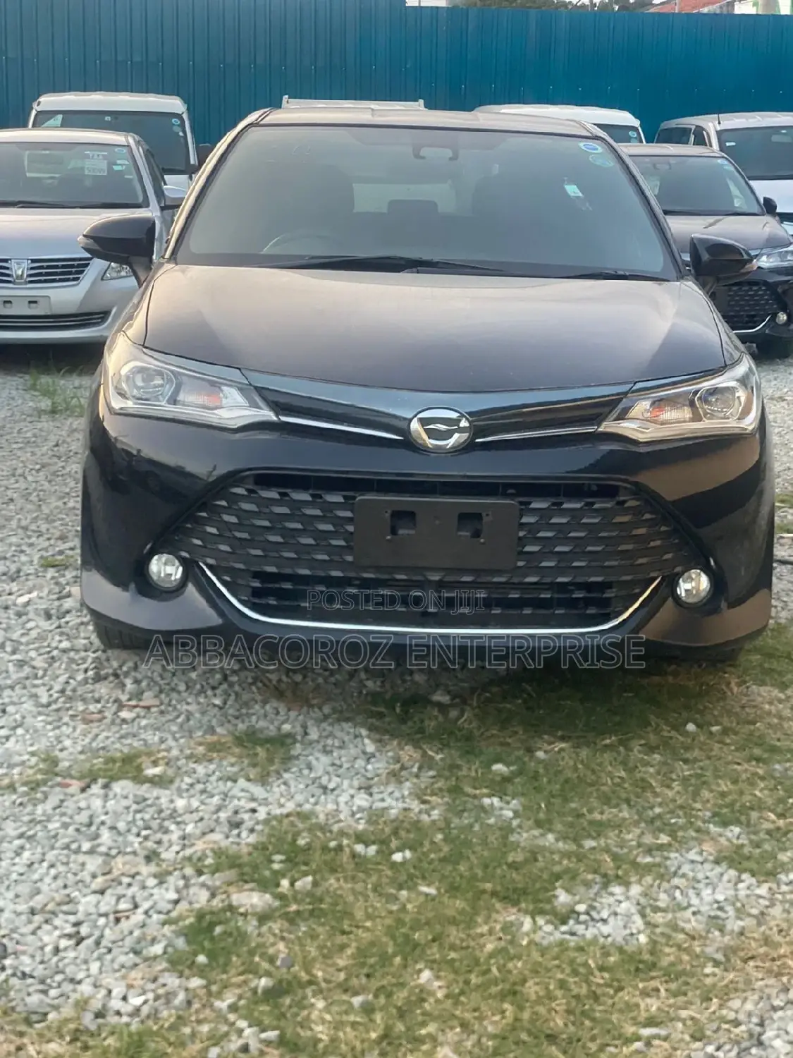 Toyota Corolla Fielder 2017 Black