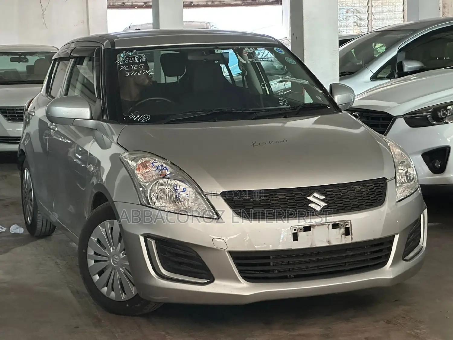 Suzuki Swift 2016 Gold