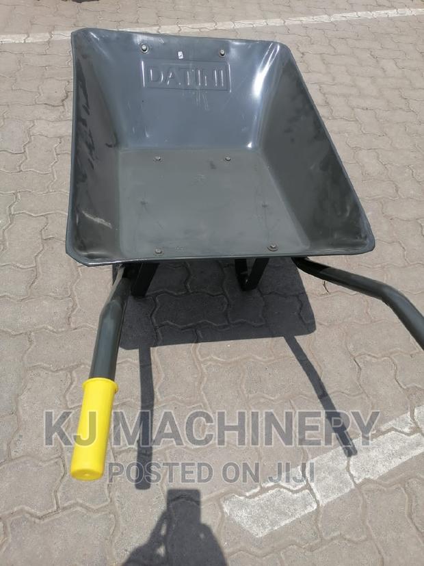 Wheelbarrow-Field Equipments and Tools-Easy to Use.